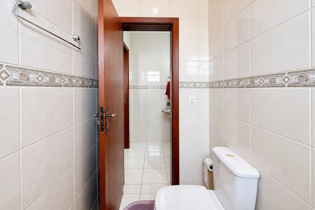 c9077b00-baf2-4eba-9dd6-f88d39d11797