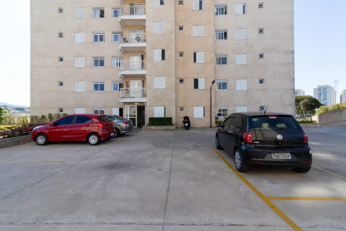 db4d048b-0573-454e-9f35-feb67df85d5d